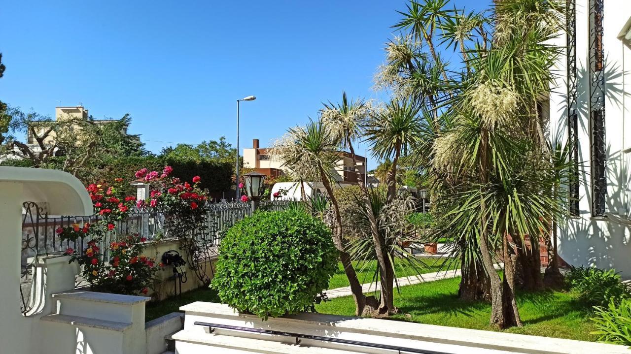 Villa Mary - Apartments Трани Екстериор снимка
