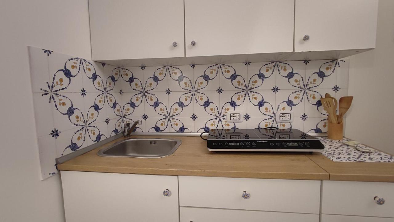 Villa Mary - Apartments Трани Екстериор снимка