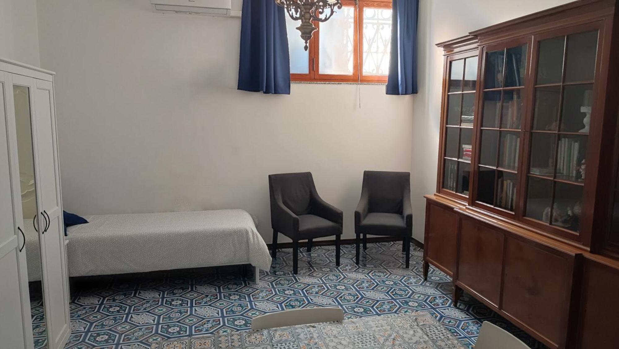 Villa Mary - Apartments Трани Стая снимка